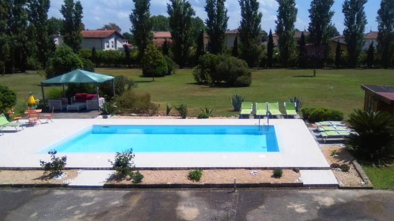 Podere Venanzio ليدو دي كامايوري المظهر الخارجي الصورة